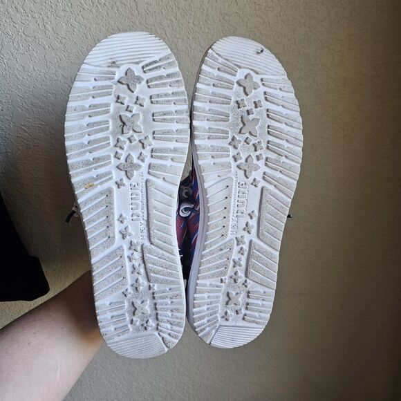 Hey Dude Wally Proud Shoes - Unisex - Mens 10 - Zumbaz / Buffalo Bills styled - Picture 3 of 5